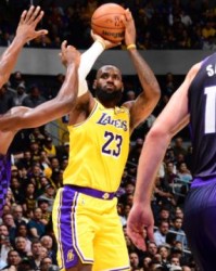 kaiyun.com-【观察】单月投射效率比肩巅峰时期 詹姆斯过于可怕