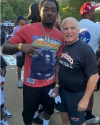 还能认出来吗？约翰·沃尔出席NBA官方活动，身体明显发福